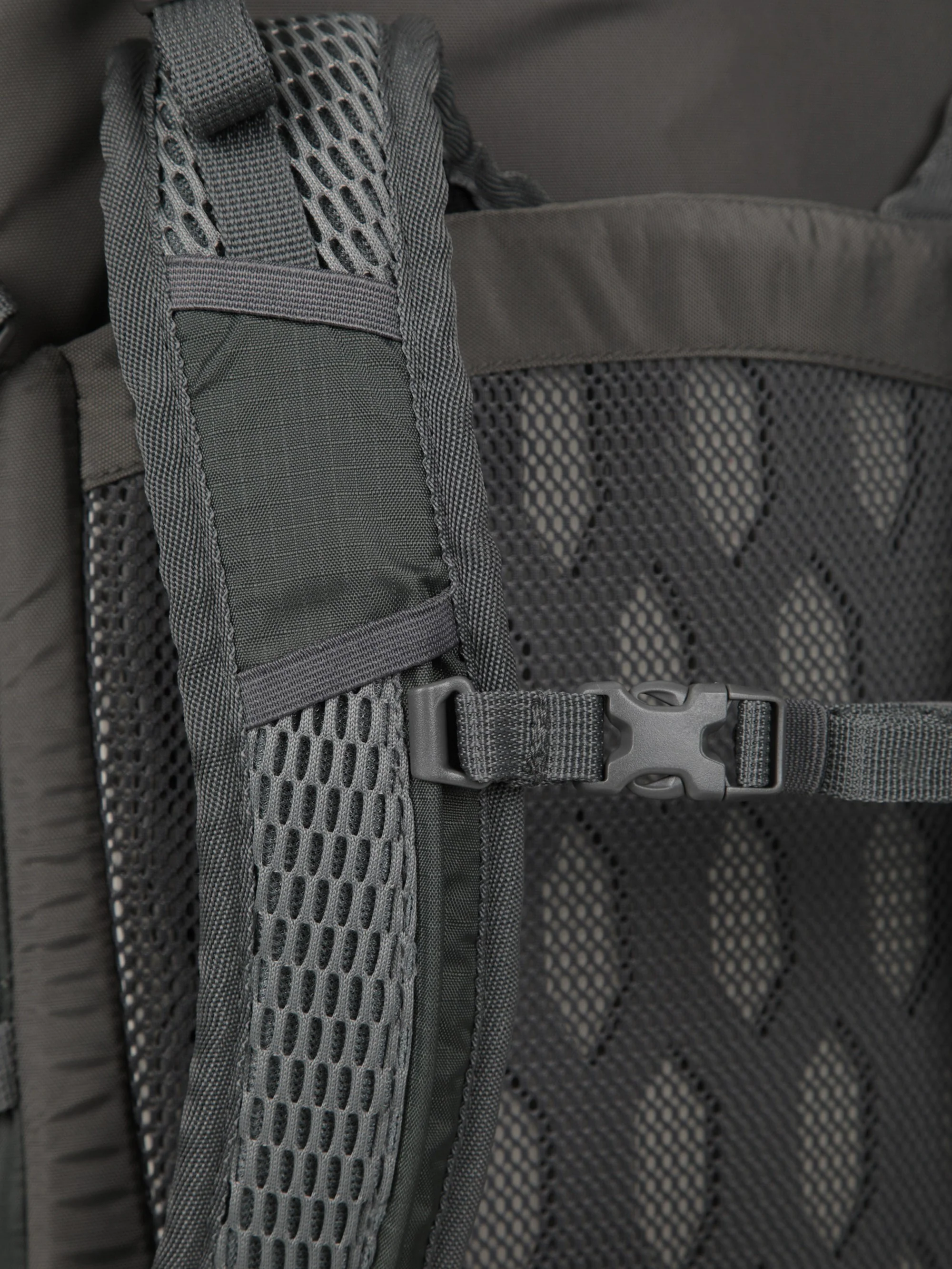 EMS Sector 45L Backpack - Image 5